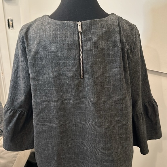 Stylish top round neck with puffy sleeves woman Reitmans woman size M - Picture 5 of 6